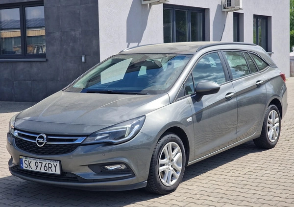 Opel Astra cena 39999 przebieg: 164000, rok produkcji 2019 z Radłów małe 154